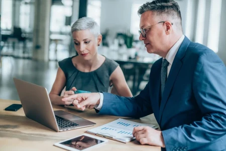 Del ruido digital a la precisión inteligente: las cinco tendencias de 2026 que marcarán el futuro de la experiencia de cliente