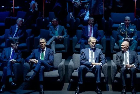 El rey Felipe VI inaugura el MWC 2026 junto a los líderes de la industria tecnológica que debaten sobre la ética de la IA