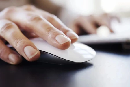 El colapso del clic: cómo rentabilizar el negocio en la IA cuando hasta el 40% del tráfico web ya es invisible