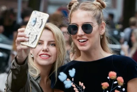 Los influencers en España se profesionalizan: el contenido patrocinado crece un 73% en TikTok y un 45% en Instagram