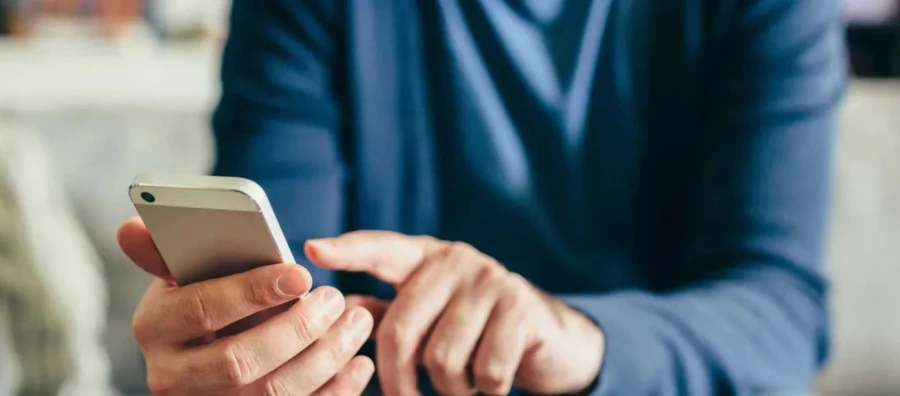 La IA ya puede descifrar tu identidad con solo analizar los anuncios personalizados que ves