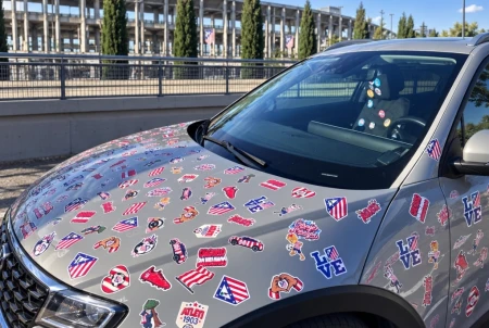 Cabify celebra el Día de las Peñas del Atlético de Madrid con la acción "El Cabi de la Peña"