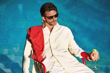 Jonathan Bailey asume su nuevo papel como Chico Martini