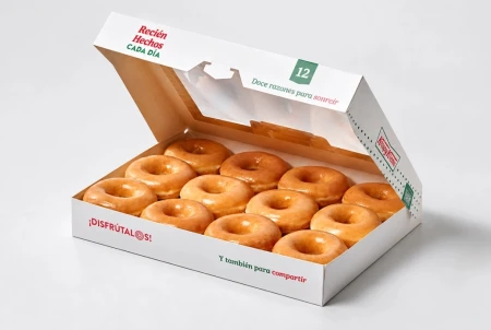 Krispy Kreme conmemora su primer aniversario en España con una gran celebración en todas sus tiendas