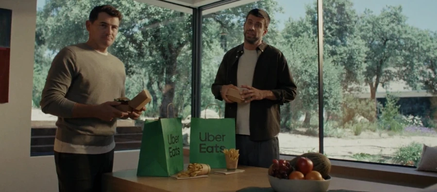 Uber Eats analiza en su nueva campaña las manías y supersticiones futbolísticas de la afición española