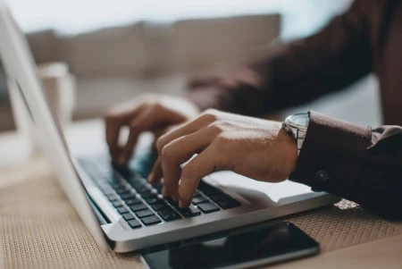 ¿Podría convertirse la etiqueta "made by a human" en un criterio de valor positivo?