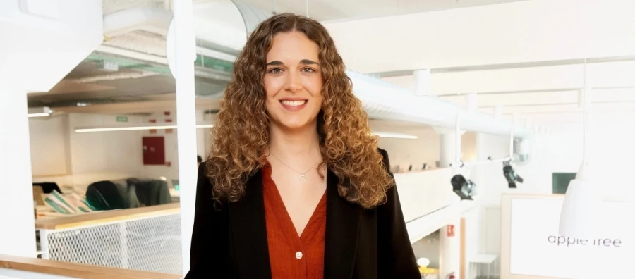 La agencia APPLE TREE premia el talento interno y nombra a Irene Hernández Digital Account Director