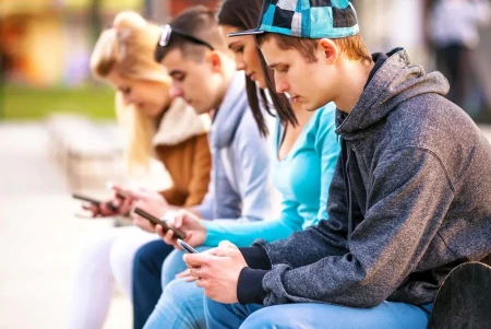 El despertar de la conciencia digital en la adolescencia española