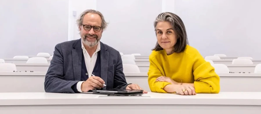 ISDI y AMKT firman un acuerdo estratégico para impulsar la innovación, el marketing y la transformación digital empresarial