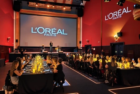 L’Oréal Paris convierte Callao en una gran pasarela urbana con la retransmisión en directo de Le Défilé