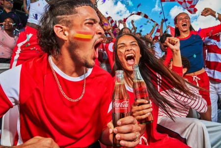 Coca Cola activa miles de puntos de venta para liderar el consumo de bebidas durante las vacaciones de verano