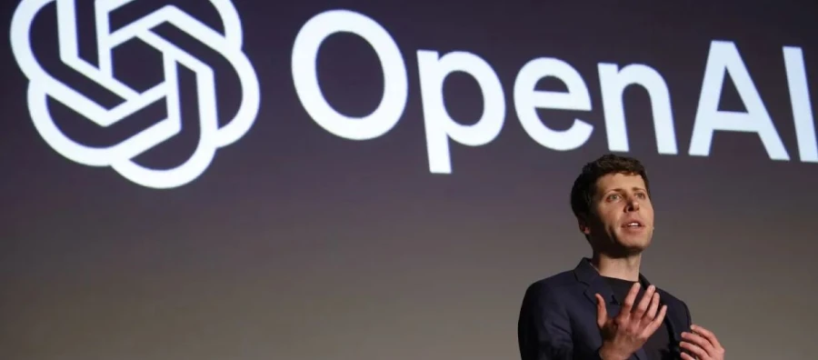 La nueva estrategia de OpenAI para monetizar los datos de los usuarios de ChatGPT que no pagan