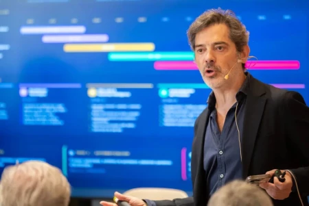 La realidad de las empresas españolas y la IA: perciben su valor, pero no la integran en su operativa