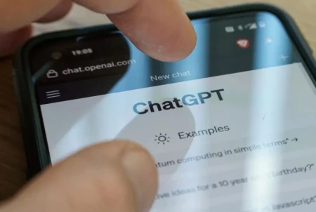 Por qué los anunciantes dudan de la efectividad publicitaria de ChatGPT frente a Google