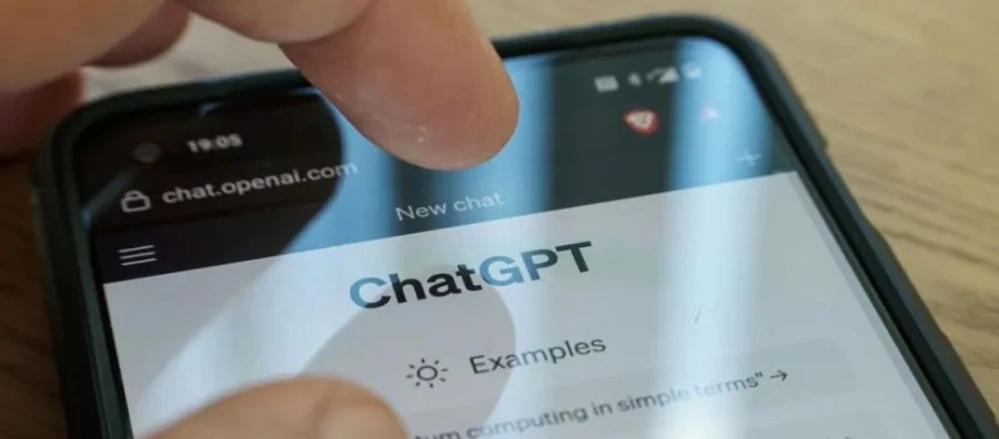 Por qué los anunciantes dudan de la efectividad publicitaria de ChatGPT frente a Google