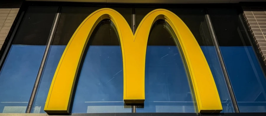 McDonald’s estudia convertir sus pantallas digitales en nuevo inventario publicitario.