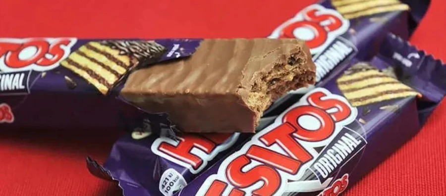 De snack irresistible a icono generacional: La marca HUESITOS celebra su 50 aniversario