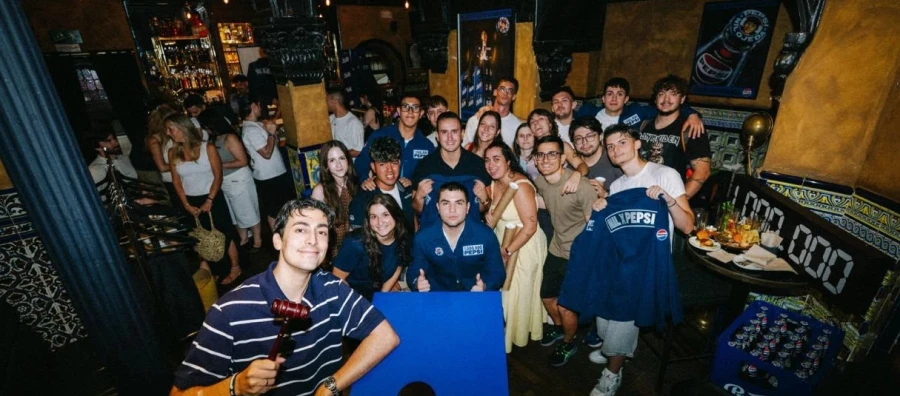 Pepsi y Nil Ojeda completan el reto del millón de Pepsi celebrando el éxito con su comunidad