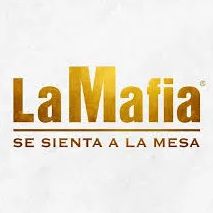 Grupo La Mafia se sienta a la mesa